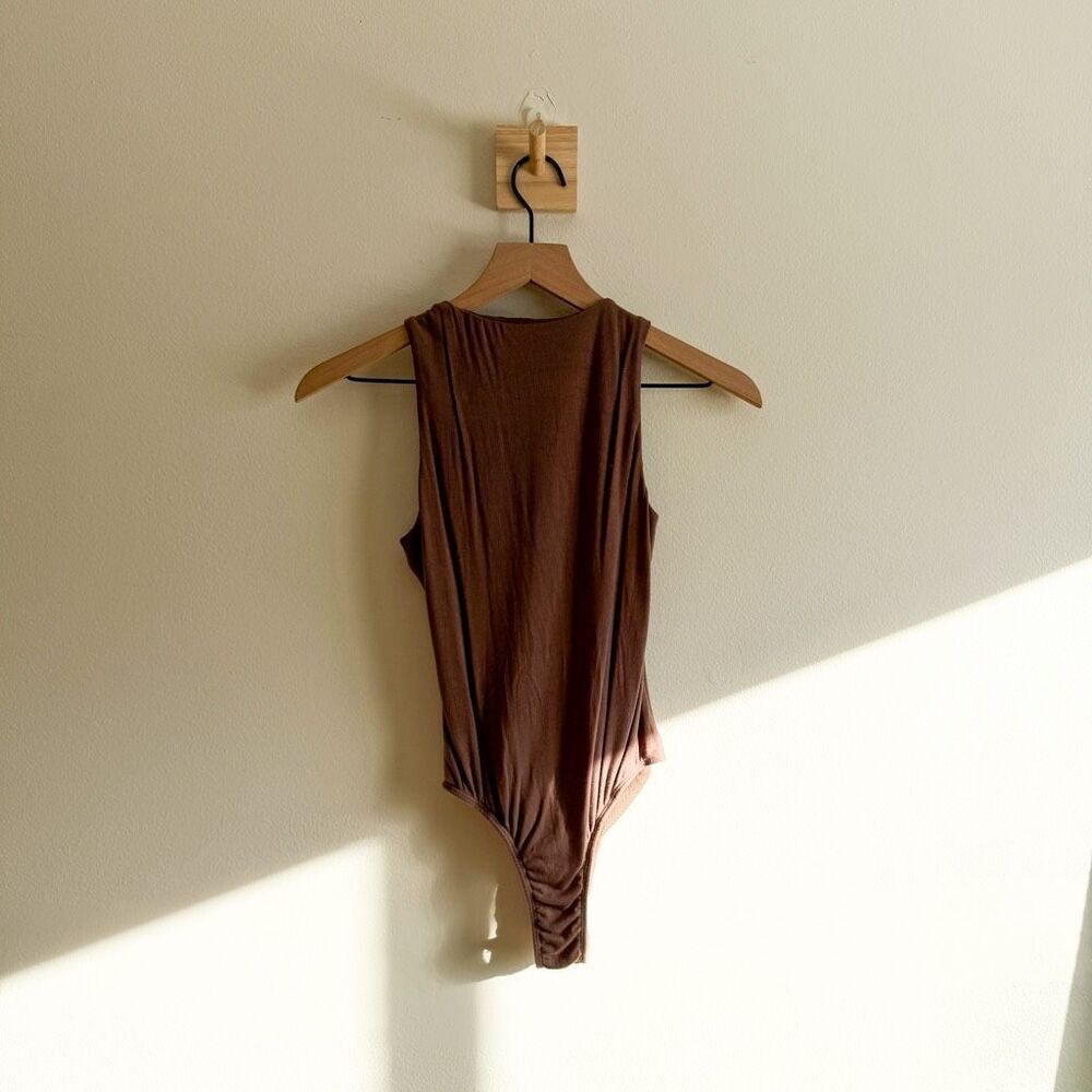 (Sold) White Fox Boutique Fall Into Love Bodysuit Size XS - Picture 3 of 5